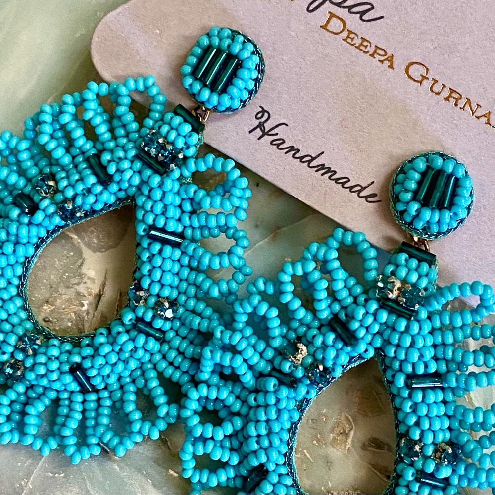 NWT Deepa Gurnani Beaded Ruffled Chandeliers - Picture 9 of 15